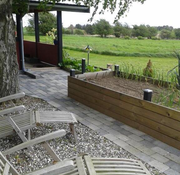 Четырехместный Номер Стандарт, Jungshoved Kro B&b