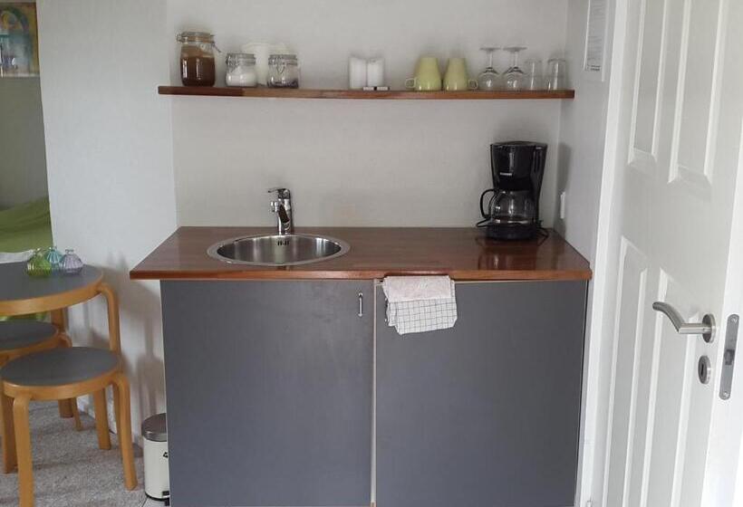 Номер Стандарт Вид на Море, Jungshoved Kro B&b
