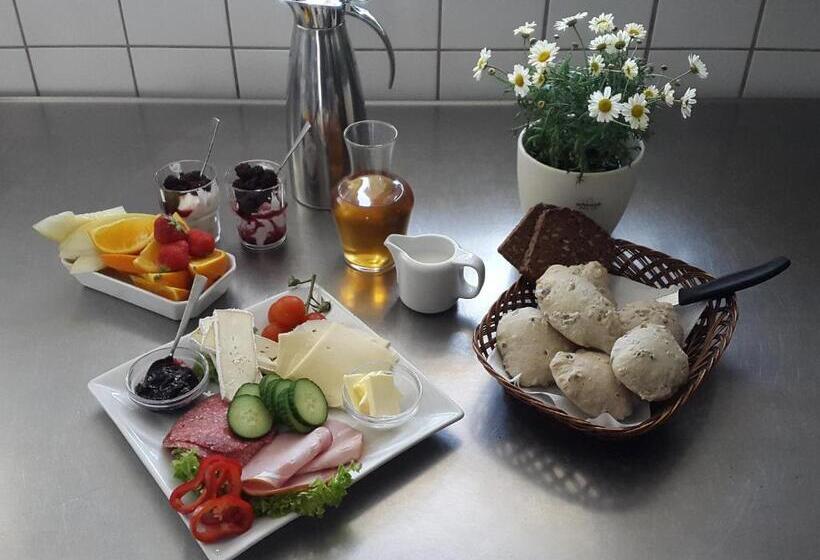 Номер Стандарт Вид на Море, Jungshoved Kro B&b
