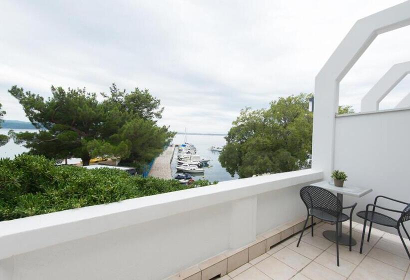 Номер Стандарт Индивидуальный Вид на Море, B&b Galija