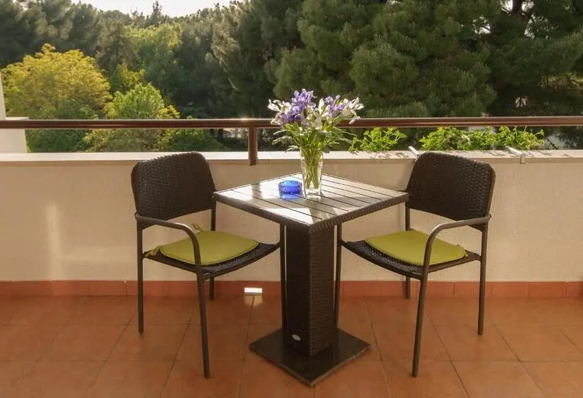 اتاق استاندارد با چشم‌انداز باغ, Bed And Breakfast Ritoša
