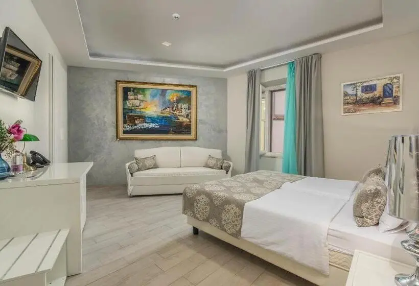 سوییت جونیور, Boutique Hotel Melissa