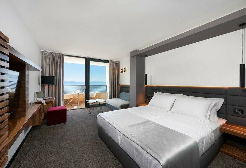 اتاق لوکس با بالکن و چشمانداز دریا, Boutique Hotel Ani   Adults Only