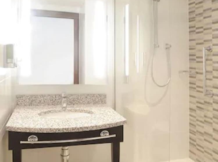 Номер Стандарт, Hampton By Hilton London Stansted Airport