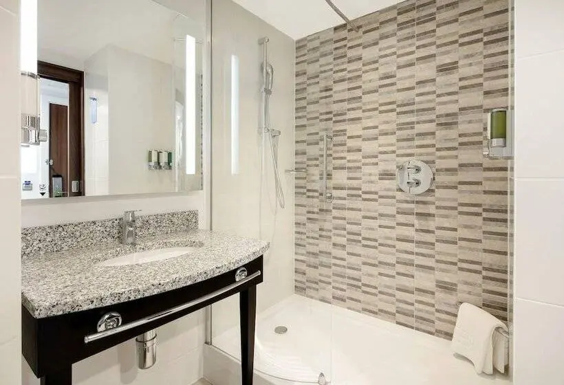 اتاق استاندارد, Hampton By Hilton London Stansted Airport