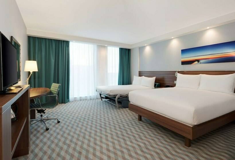 Семейный Номер, Hampton By Hilton London Stansted Airport