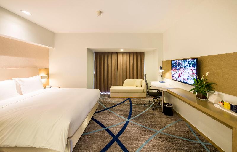 带大床的标准间, Holiday Inn Express Chengde Downtown, An Ihg