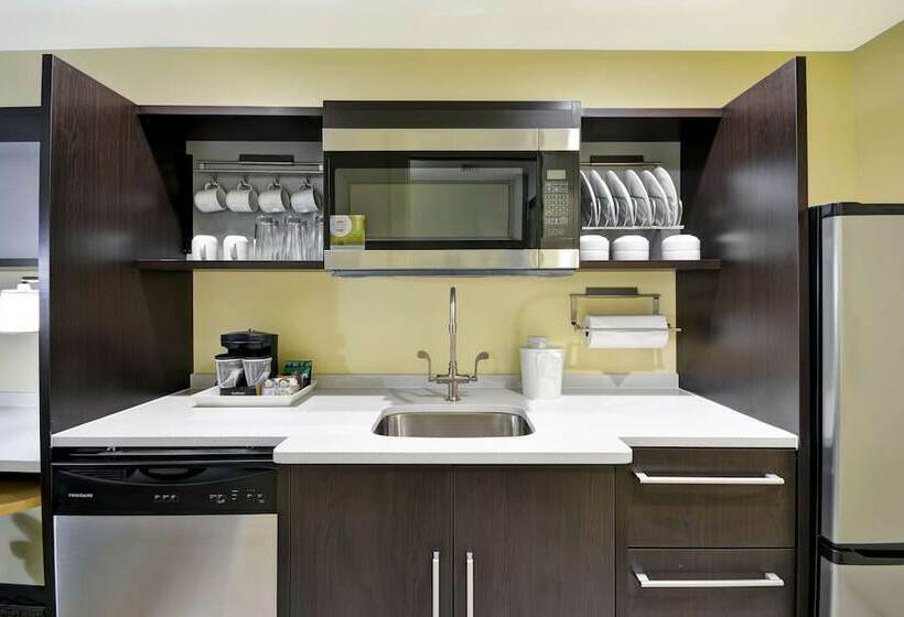 سوییت, Home2 Suites By Hilton Maumee Toledo