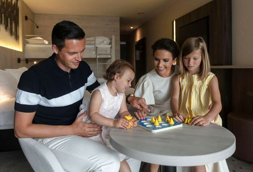 家庭间, Mercure Blankenberge