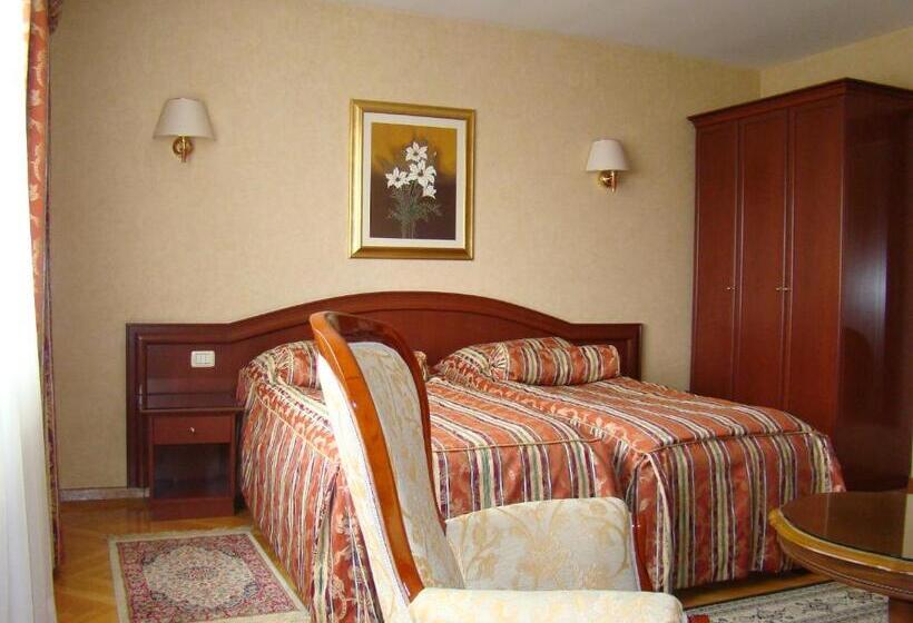 חדר סטנדרט, Vila Ariston