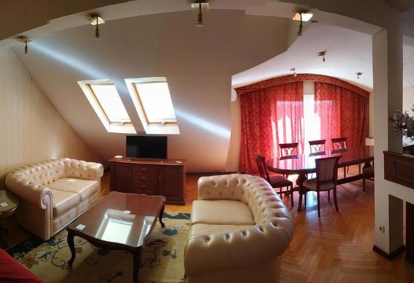 غرفة إقتصادية فردية, Vila Ariston