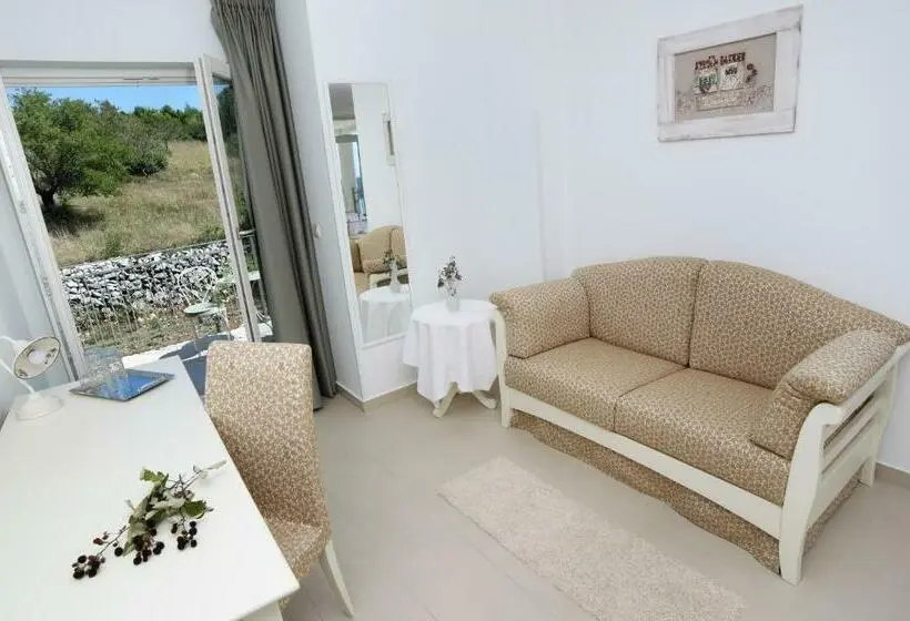 Comfort-huone Merinäkymä, Villa Stefanija Small Boutique Hotel&restaurant