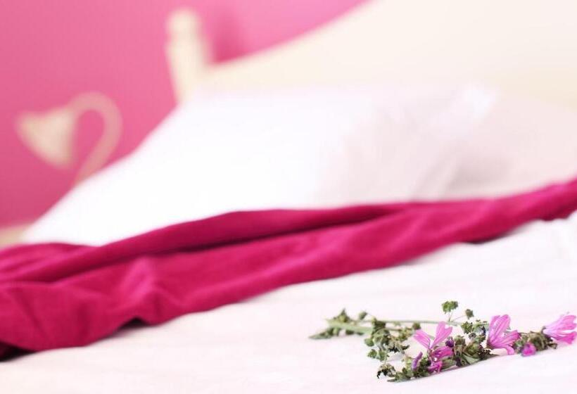 Номер Superior Вид на Море с Балконом, Villa Stefanija Small Boutique Hotel&restaurant