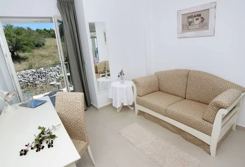 Comfort-huone Merinäkymä, Villa Stefanija Small Boutique Hotel&restaurant