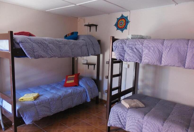 غرفة قياسية رباعية حمام مشترك, Hostal Campo Base