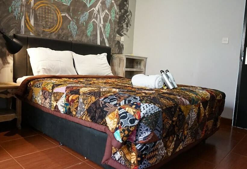 高级大房间, Namastay