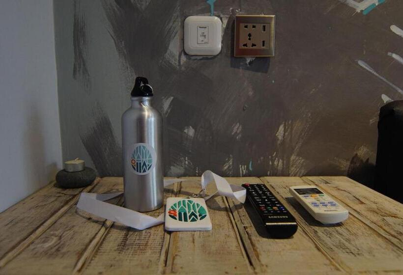 高级大房间, Namastay