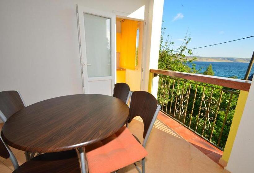 带1个卧室的带海景的公寓, Apartments Europa