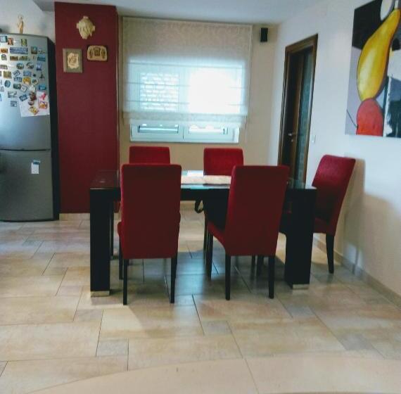 带1个卧室的豪华公寓, Apartments Europa