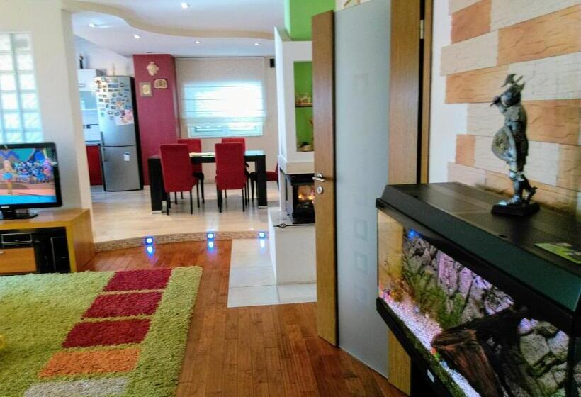 Апартаменты Deluxe 1 Спальня, Apartments Europa