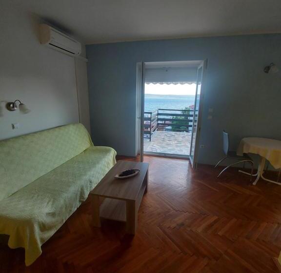 Апартаменты 1 Спальня, Apartments Europa