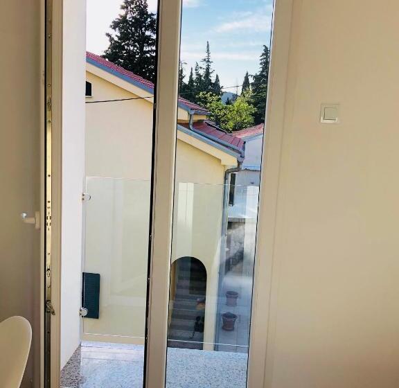 스탠다드 룸 측면 바다 전망, Rocky Beach Rooms