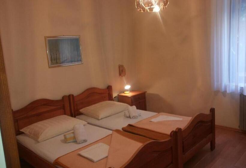 스탠다드 룸, Bed & Breakfast Banjole