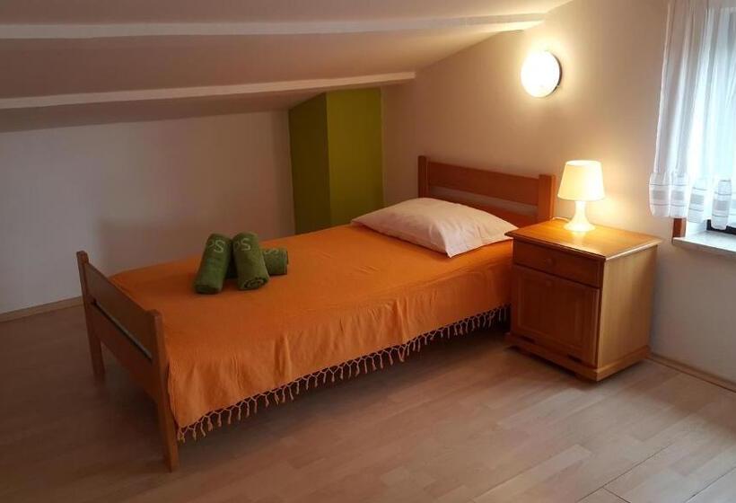 带露台的标准房间, Bed & Breakfast Banjole