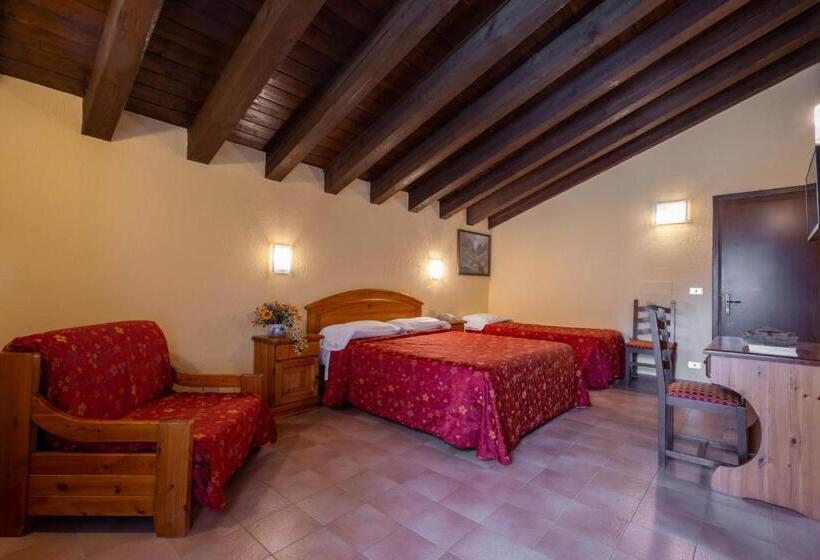 스탠다드 트리플 룸, Albergo Gran Paradiso