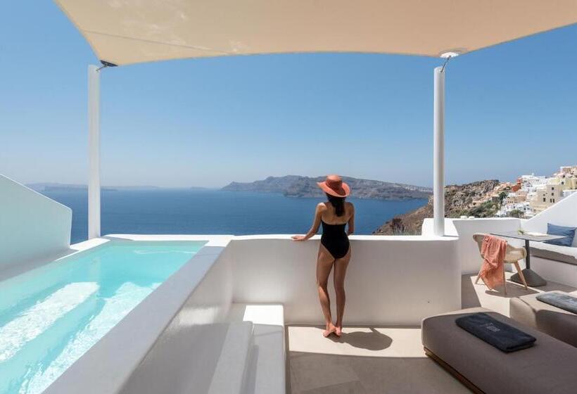 سوئیت با چشم‌انداز, Aspaki By Art Maisons