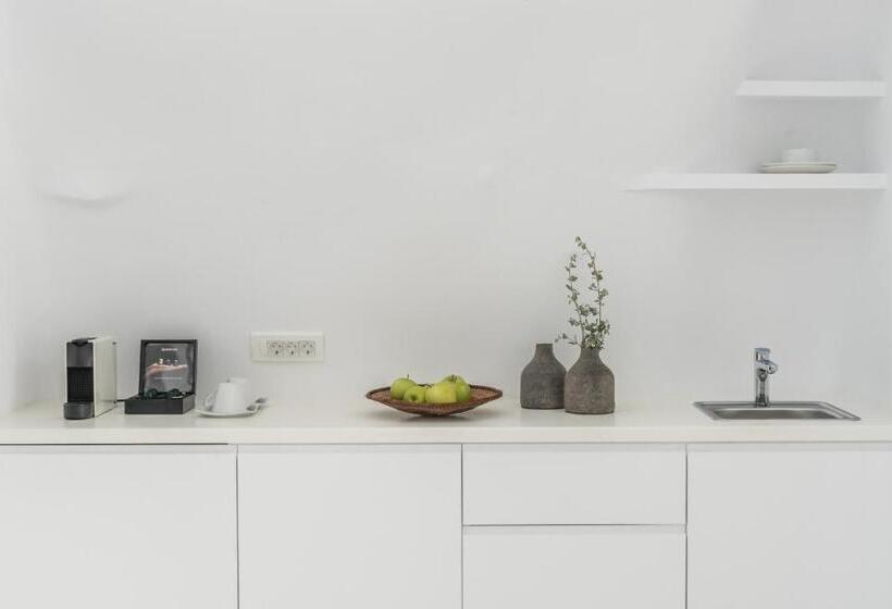 سوئیت 2 خوابه, Aspaki By Art Maisons