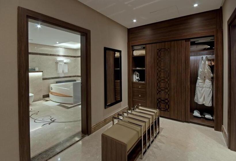Королевский Люкс, Casablanca Grand