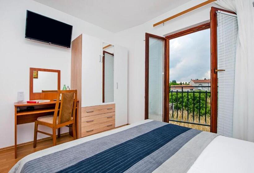 스탠다드 룸, Ladonja Bbs, Family Run Bed & Breakfast