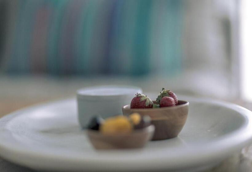 Люкс Сеньор, Mykonos Blanc   Preferred Hotels & Resorts