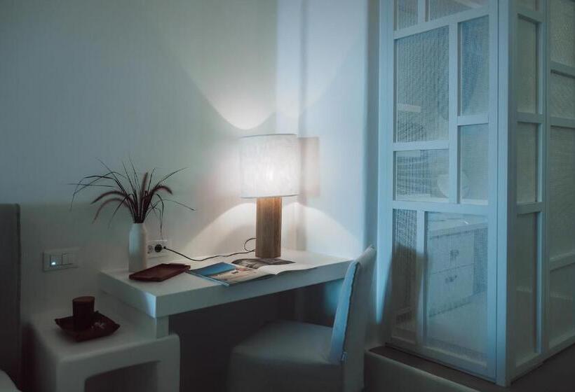 Полулюкс Вид на Сад, Mykonos Blanc   Preferred Hotels & Resorts