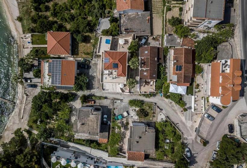 Апартаменты 2 Спальни Вид на Море, Pansion Casa