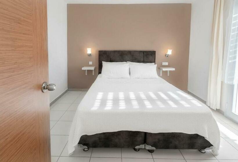 דירת חדר, Vega Aparts