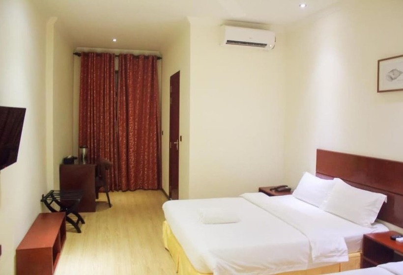 اتاق استاندارد سه نفره, Whiteshell Island Hotel & Spa