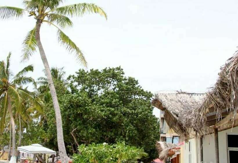 اتاق استاندارد سه نفره, Whiteshell Island Hotel & Spa