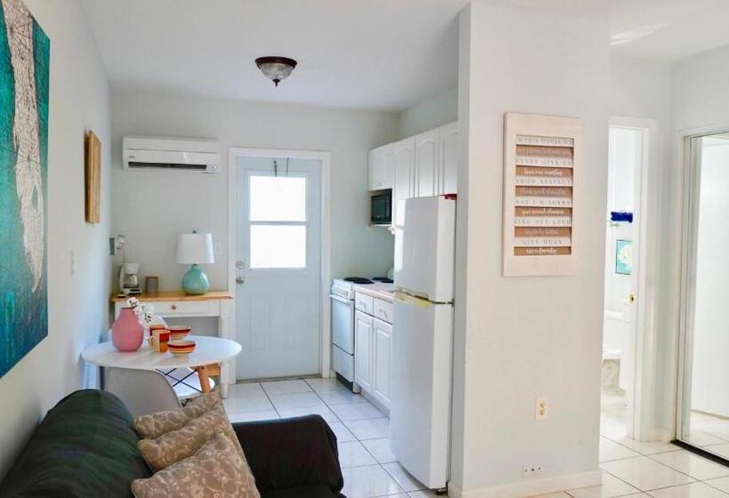 غرفة سوبيريور, 4145 By The Sea Inn & Suites