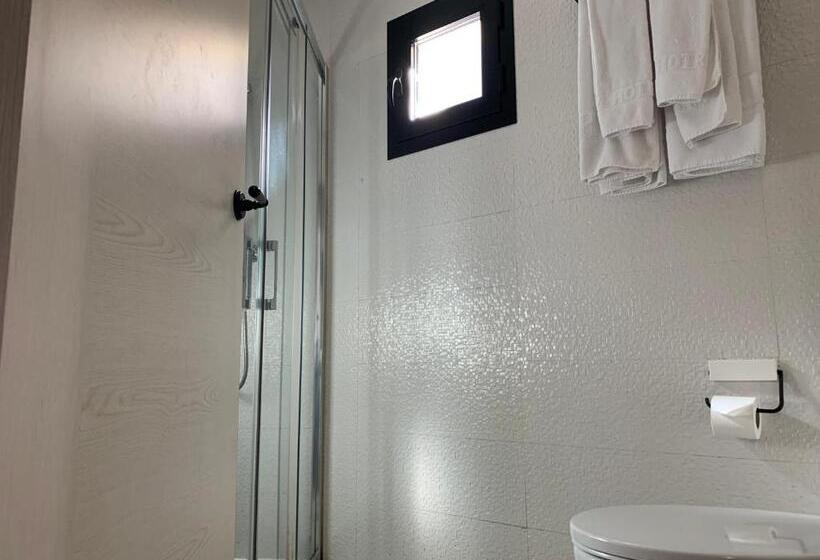 标准工作室, Apartamentos Gorbea Suites