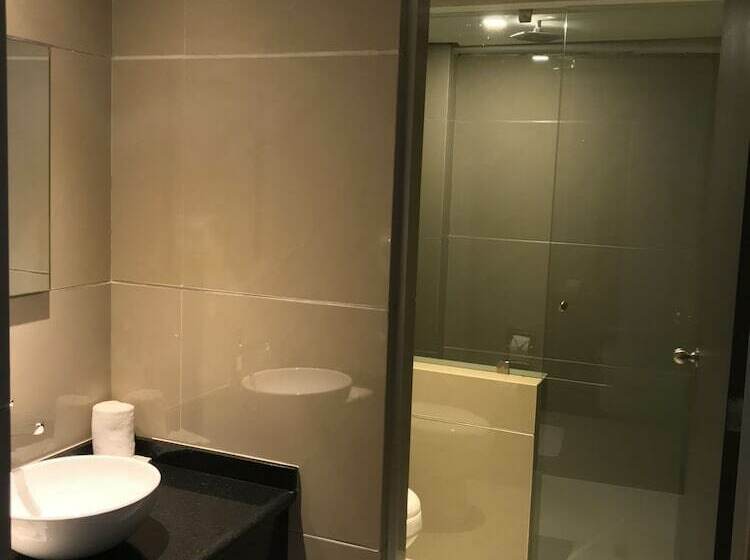 带2个双人床的标准工作室, Best Western Plus Metepec & Suites