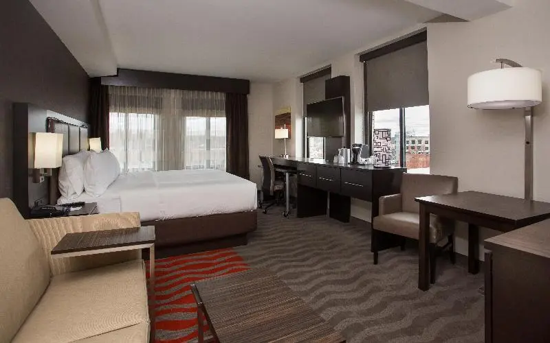 Sviitti King-vuode, Holiday Inn Express Springfield Downtown, An Ihg