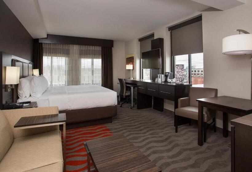 キングサイズベッドのスイートルーム, Holiday Inn Express   Springfield Downtown, An Ihg