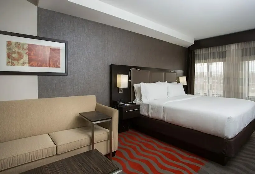 Sviitti, Holiday Inn Express Springfield Downtown, An Ihg