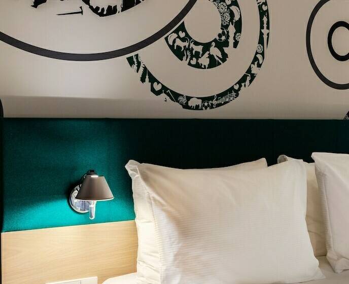 Номер Стандарт, Holiday Inn   Warsaw City Centre, An Ihg