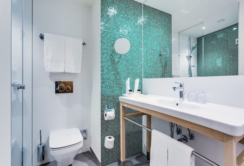 Номер Стандарт, Holiday Inn   Warsaw City Centre, An Ihg