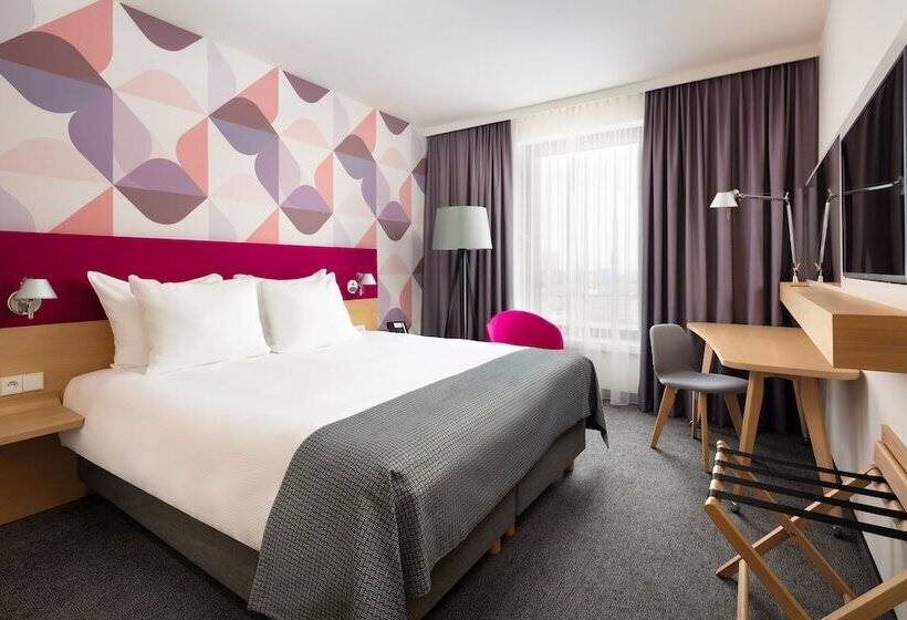 Номер Стандарт, Holiday Inn   Warsaw City Centre, An Ihg