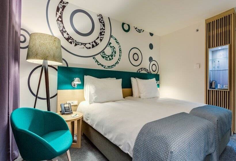 Номер Стандарт, Holiday Inn   Warsaw City Centre, An Ihg