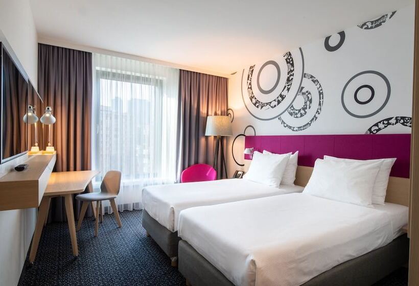 Номер Стандарт, Holiday Inn   Warsaw City Centre, An Ihg